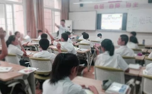 ����̓��(g��u)����Ҫ̓�εĽ̌W(xu��)��˼