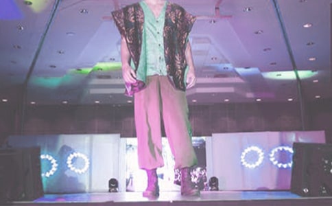 ��һ�΅���ģ�ش�ِ����