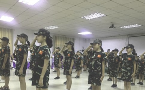 ����I����300�֡��R��5ƪ��