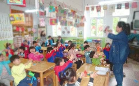 幼兒園手工活動制作香包的.步驟