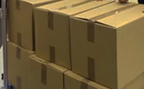 小班美術紙箱造型教案
