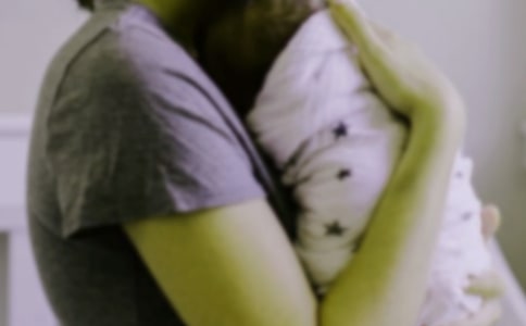 ����Ʒ�����꼉ĸ�H�����ąR��10ƪ
