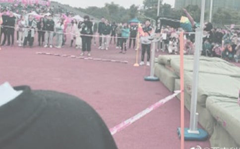 �������ҵ����900������