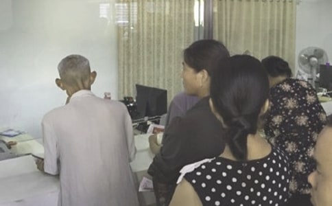 �����t����λ��B��