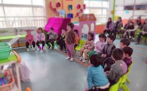 �׃��@��Ӗ(x��n)�ĵ��w��(����12ƪ)