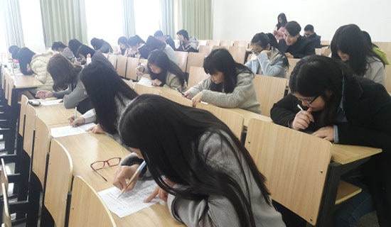實用的考試的反思作文300字集錦7篇